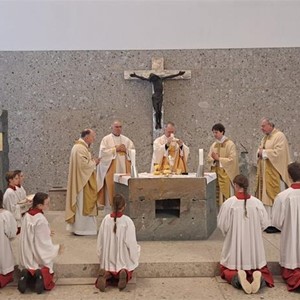 Nadbiskup Kutleša predvodio proslavu 40. obljetnice slavljenja mise na hrvatskom jeziku u Poingu kod Münchena